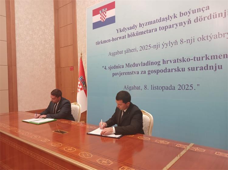 Slika /slike/Vijesti/2022/Romek Turk4.jpg
